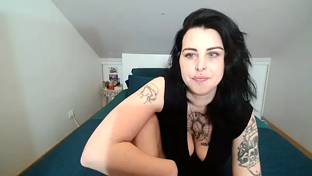 LadyNocturne online show from March 2026 02:32:02 PM