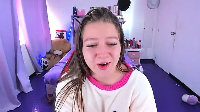 Luna Analya online show from March 2026 03:18:01 PM