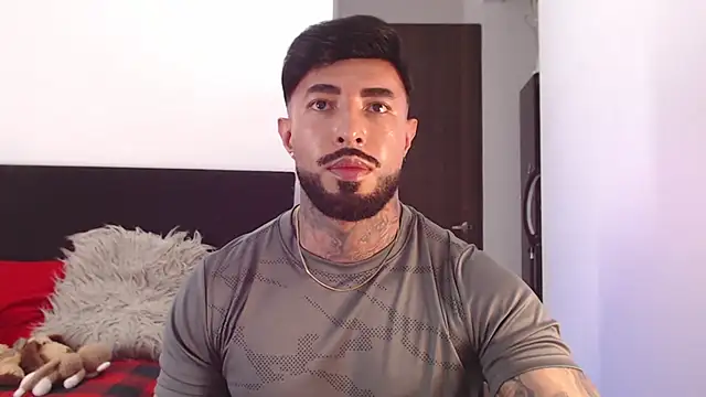 Snapshot of andrea_de_lucaa chatting on June 2026 04:12:01 AM andrea de lucaa online show from June 2026 04:12:01 AM