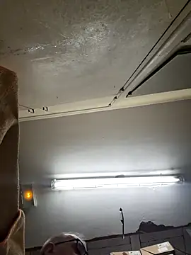 Snapshot of Valen_tinx19cm chatting on February 2026 11:22:02 AM Valen tinx19cm online show from February 2026 11:22:02 AM