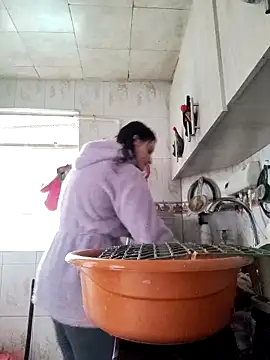 lindasyt online show from December 2025 08:37:02 PM