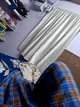 maddy3108 online show from April 2026 08:24:01 AM