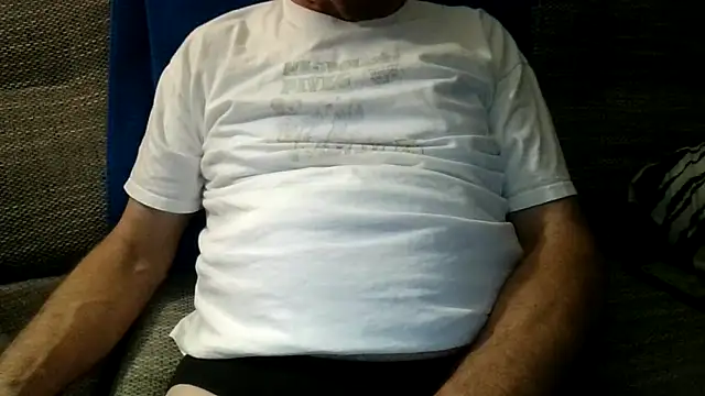 velikifant7 online show from February 2026 06:33:02 PM