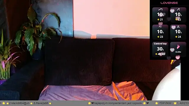   Leyla   online show from April 2026 06:08:02 PM