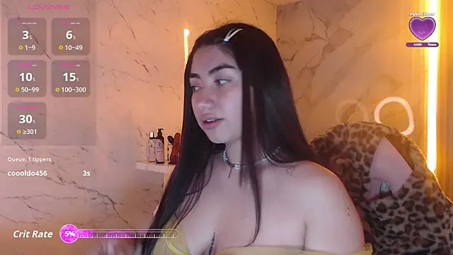 Sophia tf online show from September 2025 01:16:02 PM