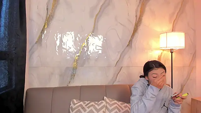 Tiffany Nm online show from April 2026 01:12:01 PM