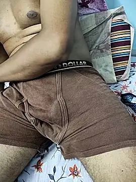 Snapshot of yournaughtysam chatting on July 2026 04:43:02 PM yournaughtysam online show from July 2026 04:43:02 PM