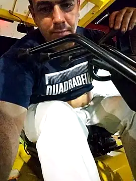 Snapshot of branquinho3 chatting on November 2025 01:19:01 AM branquinho3 online show from November 2025 01:19:01 AM