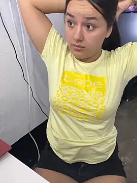 Luciaparker03 online show from February 2026 11:09:01 PM