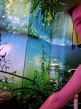 welcome-to-the-jungle online show from April 2026 08:21:01 PM