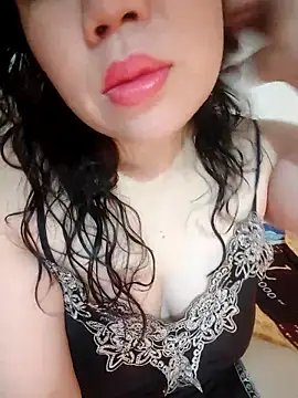 Julyy08 online show from April 2026 03:26:02 PM