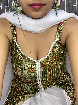 Riya-6969 online show from March 2026 04:00:02 PM