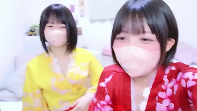 Hinata Sun online show from March 2026 01:26:01 PM