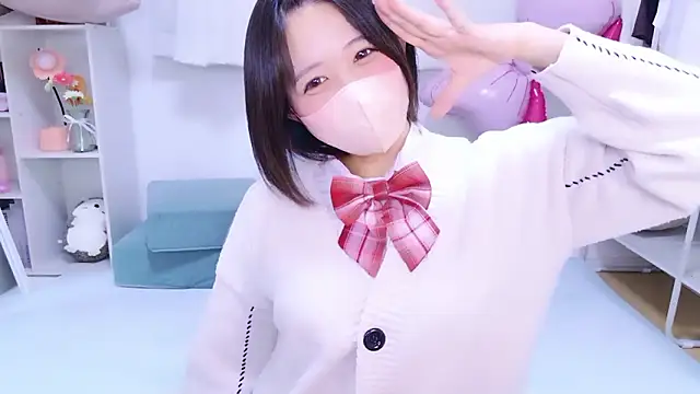 Hinata Sun online show from April 2026 09:13:01 AM