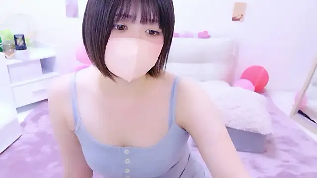 Hinata Sun online show from April 2026 10:37:01 PM