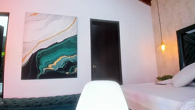 Sofi Moreno online show from April 2026 12:02:01 PM