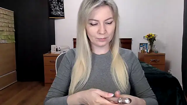 ParadiseAlina online show from March 2026 07:32:02 PM