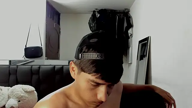 mateo-Esposito online show from July 2026 03:14:01 AM