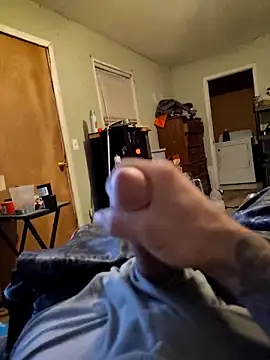 Wolfyking95 online show from October 2025 05:07:01 AM