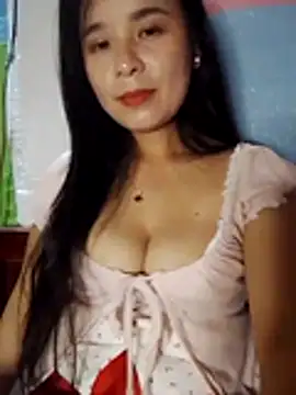 Snapshot of Baby-kis03 chatting on June 2026 01:21:02 PM Baby-kis03 online show from June 2026 01:21:02 PM