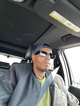 Jariushot3 online show from April 2026 07:16:01 PM