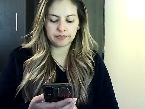 Valery  Rouse  online show from March 2026 02:13:01 PM