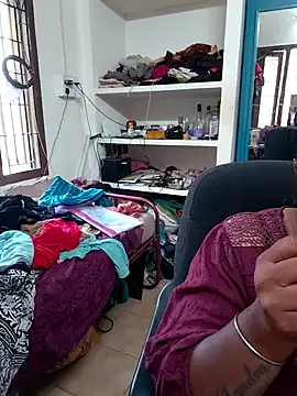 Snapshot of Tamil_Kavitha10 chatting on April 2026 01:07:02 AM Tamil Kavitha10 online show from April 2026 01:07:02 AM