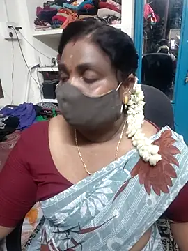 Snapshot of Tamil_Kavitha10 chatting on May 2026 05:52:02 PM Tamil Kavitha10 online show from May 2026 05:52:02 PM