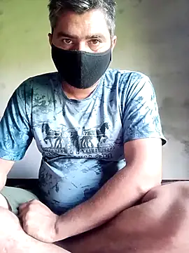 Manjit009 online show from April 2026 06:44:02 AM