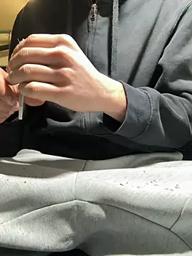 Snapshot of 420boy__ chatting on November 2025 09:15:02 PM 420boy online show from November 2025 09:15:02 PM