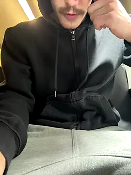 Snapshot of 420boy__ chatting on November 2025 08:09:01 PM 420boy online show from November 2025 08:09:01 PM