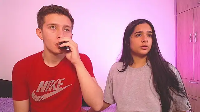 mae nathan  online show from September 2025 02:05:02 PM