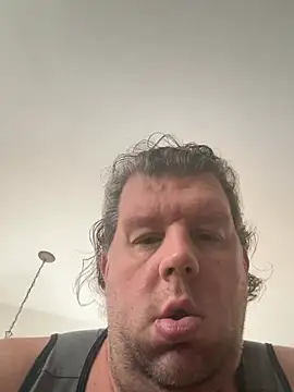 Stephanie1984 online show from April 2026 12:06:02 PM