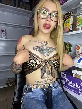 PrettyAshley  online show from July 2026 09:50:02 PM
