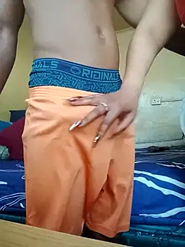 Snapshot of CARAMELSD chatting on October 2025 03:19:02 PM CARAMELSD online show from October 2025 03:19:02 PM