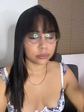 P A U L I N A  online show from February 2026 03:17:01 AM