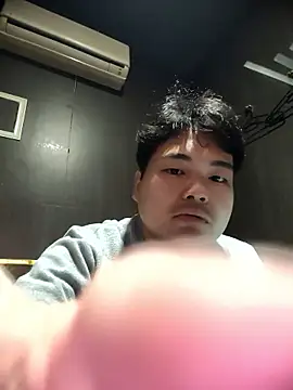 Snapshot of sho1101music chatting on November 2025 05:35:02 AM sho1101music online show from November 2025 05:35:02 AM