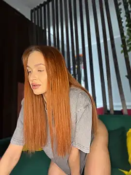 LittleFox    online show from April 2026 07:03:02 AM