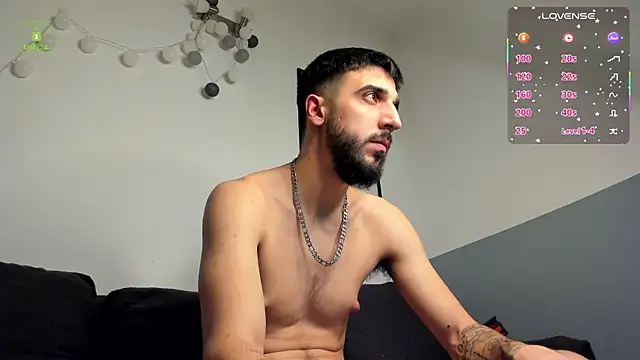 Zeyn Edwards online show from February 2026 05:13:02 PM