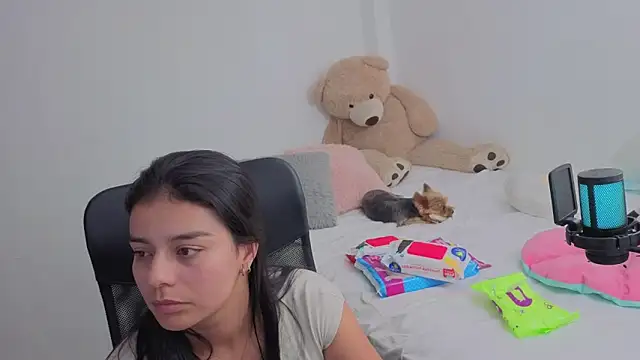 valerihouse online show from March 2026 12:47:01 AM