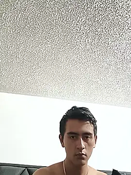 Snapshot of -mrpaul chatting on October 2025 09:02:01 PM -mrpaul online show from October 2025 09:02:01 PM