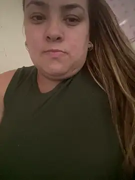 bruna438 online show from April 2026 06:26:01 PM