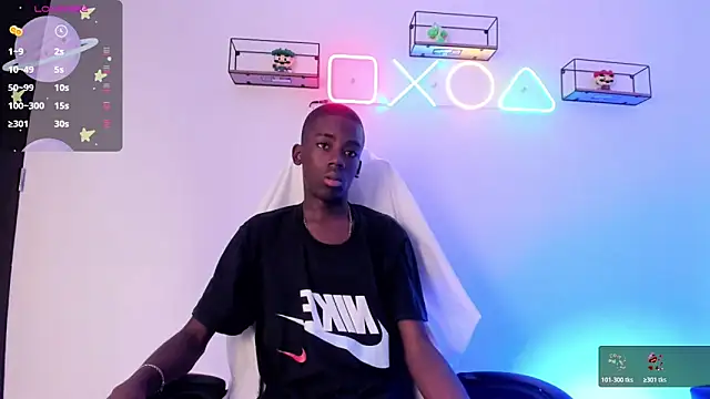 Snapshot of Alan_blacke chatting on November 2025 12:45:02 PM Alan blacke online show from November 2025 12:45:02 PM