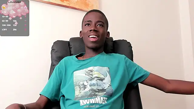 Snapshot of Alan_blacke chatting on November 2025 12:38:01 PM Alan blacke online show from November 2025 12:38:01 PM