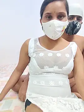 Miss Riya20 online show from April 2026 04:43:02 PM