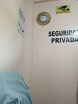 Hannah-colx online show from April 2026 05:43:01 PM