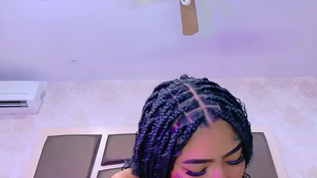 EmilieLake online show from June 2026 08:07:01 PM