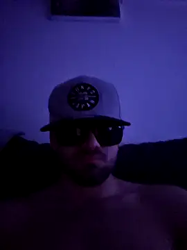 Lucari27 online show from September 2025 11:48:01 PM