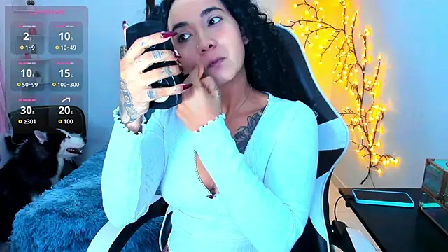 LenaStylesOA online show from January 2026 12:51:02 PM