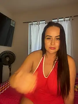 kattywil online show from April 2026 09:32:01 PM